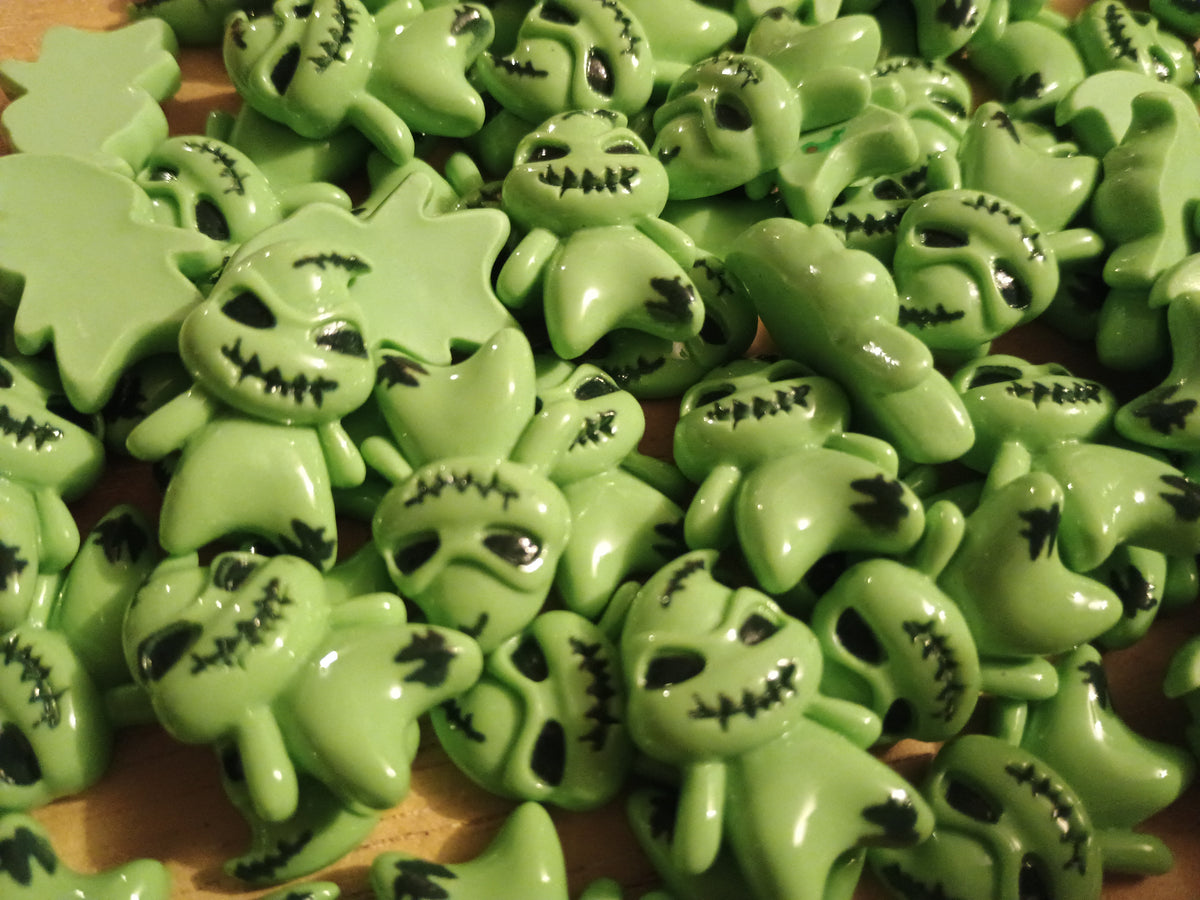 8pcs Halloween/Fall Cabochons - oogie boogie