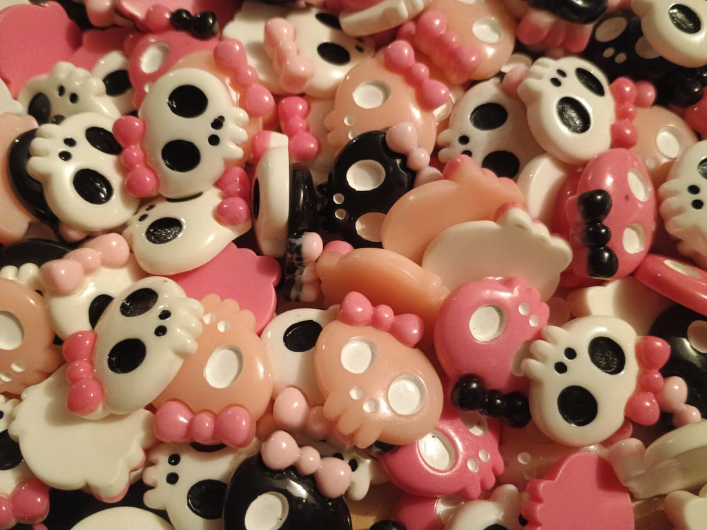 8pcs Halloween/Fall Cabochons - cute skulls