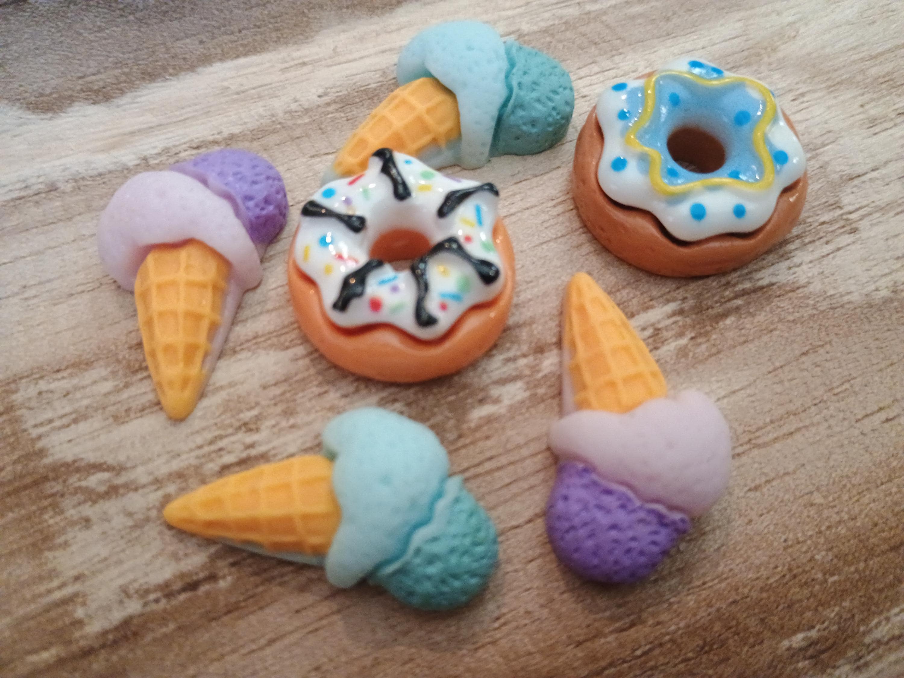 6pc donut & ice cream cabachons!