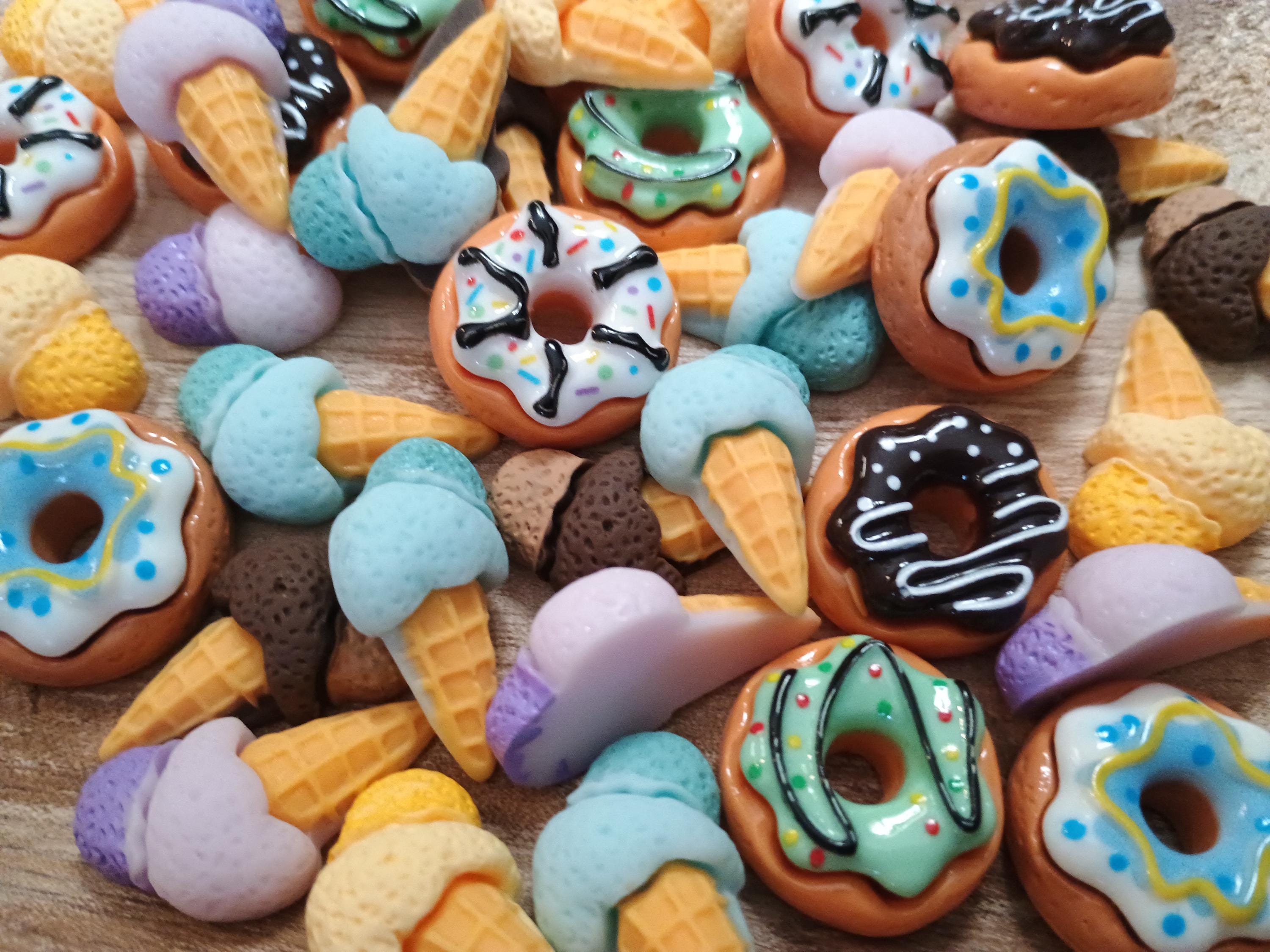 6pc donut & ice cream cabachons!