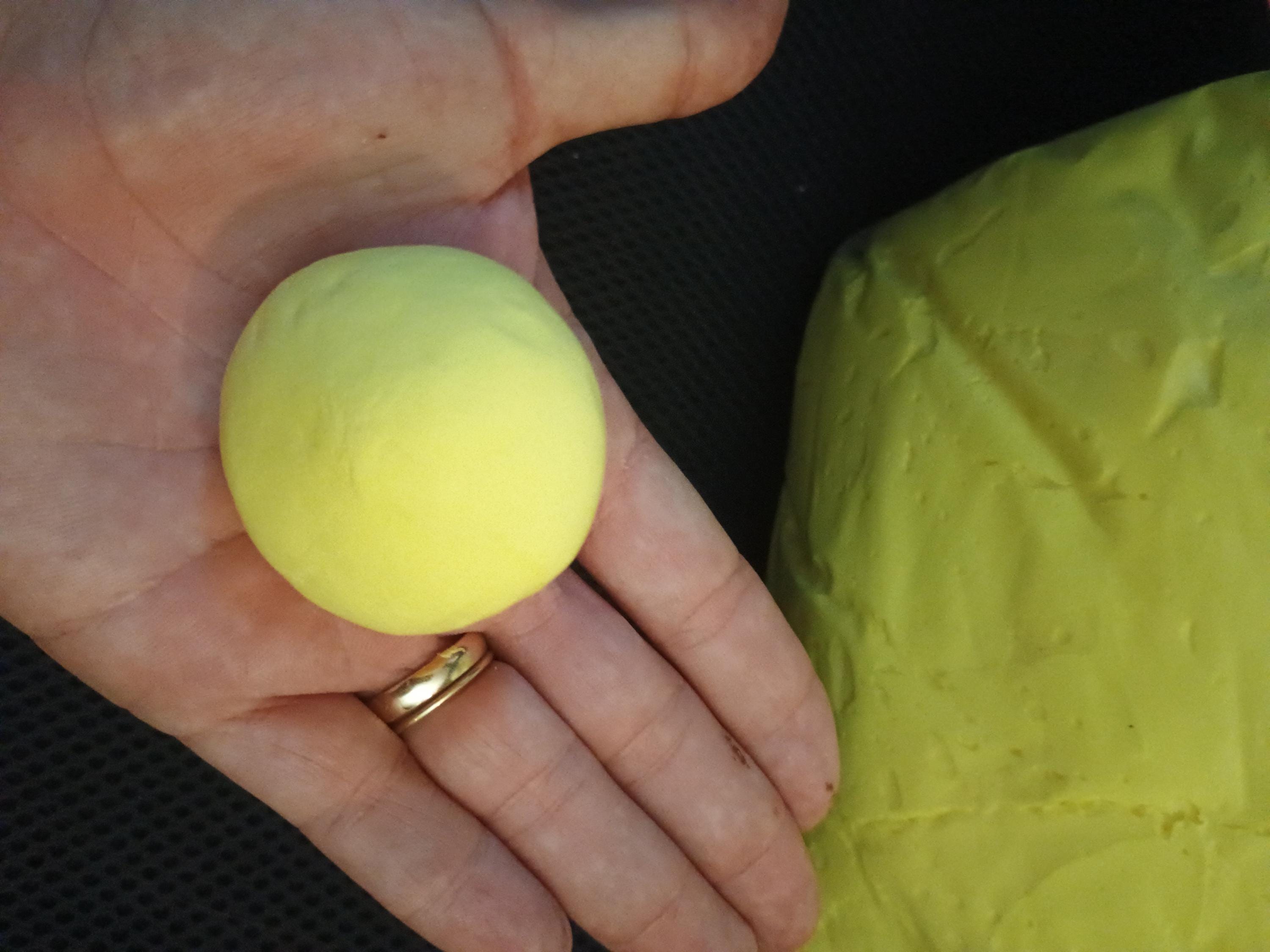 FIRM 1000grams (2.2 lbs) BANANA PUDDING air dry foam clay