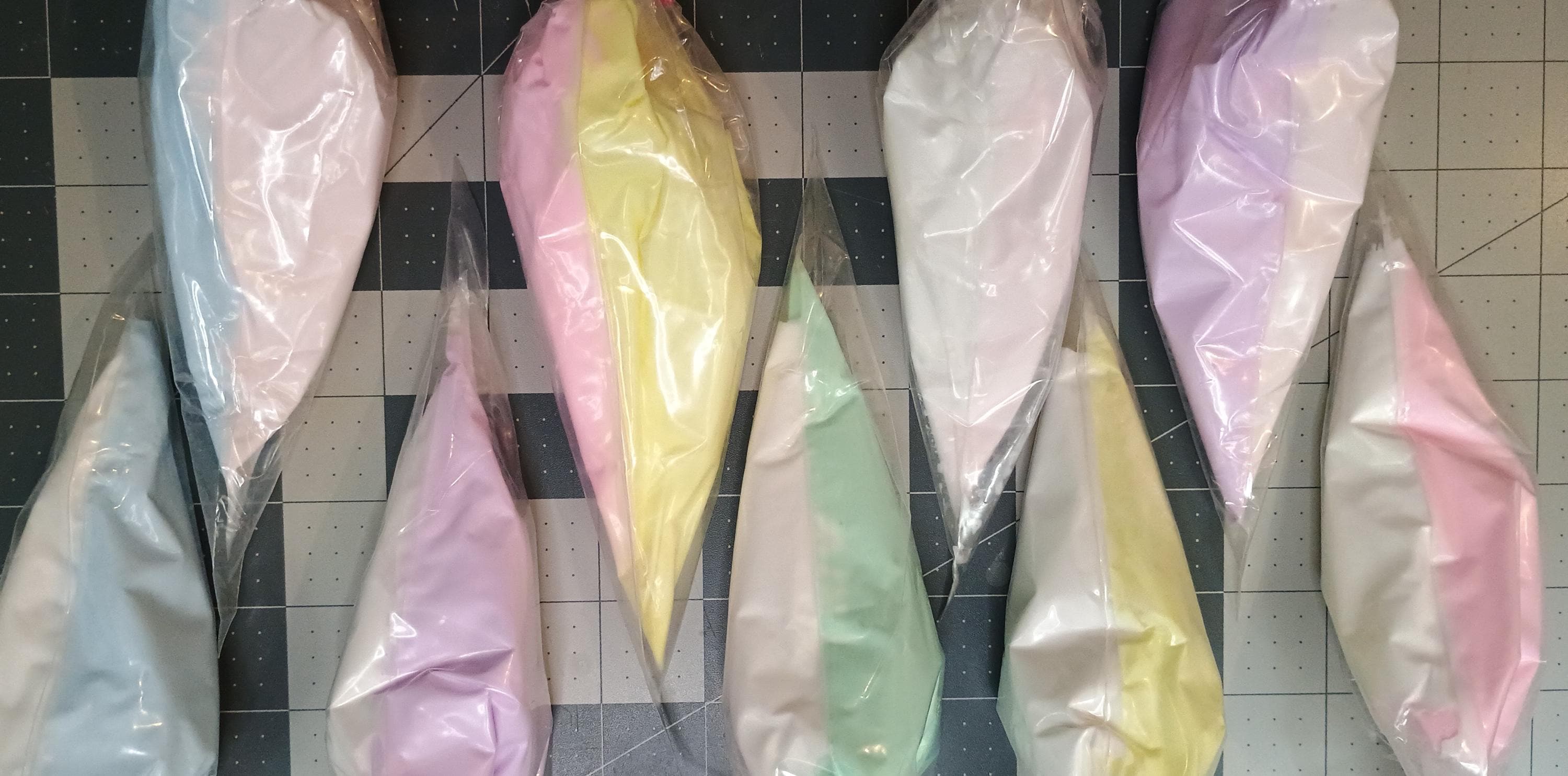 100grams TWO TONE cream clay for crafting fake fudge frosting