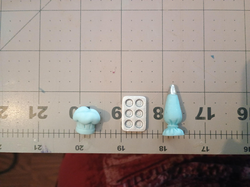 10pcs cabachons/ bakers mix