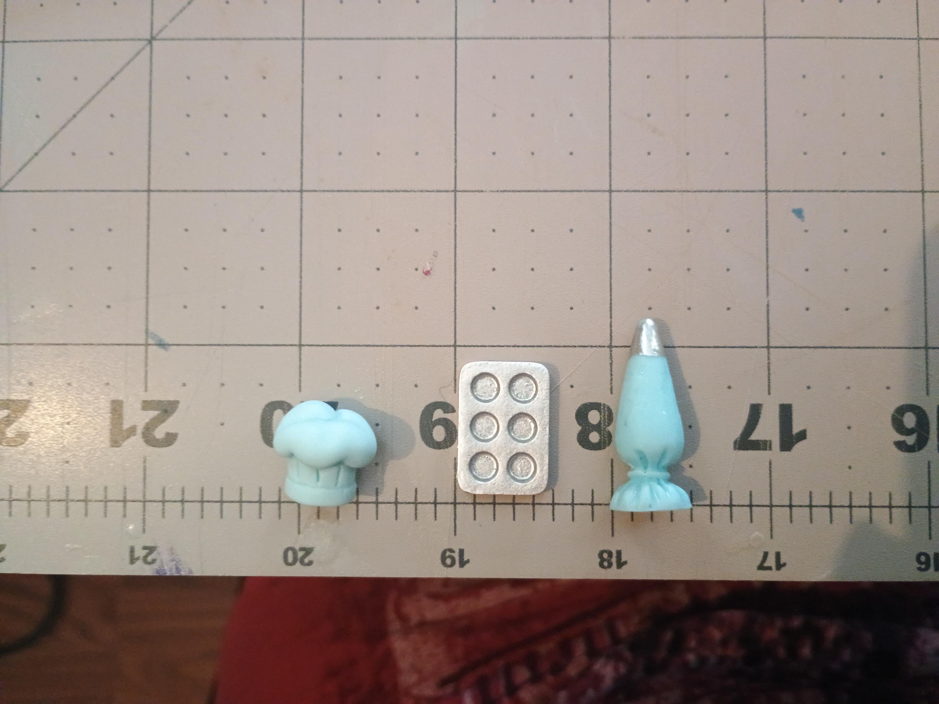 10pcs cabachons/ bakers mix