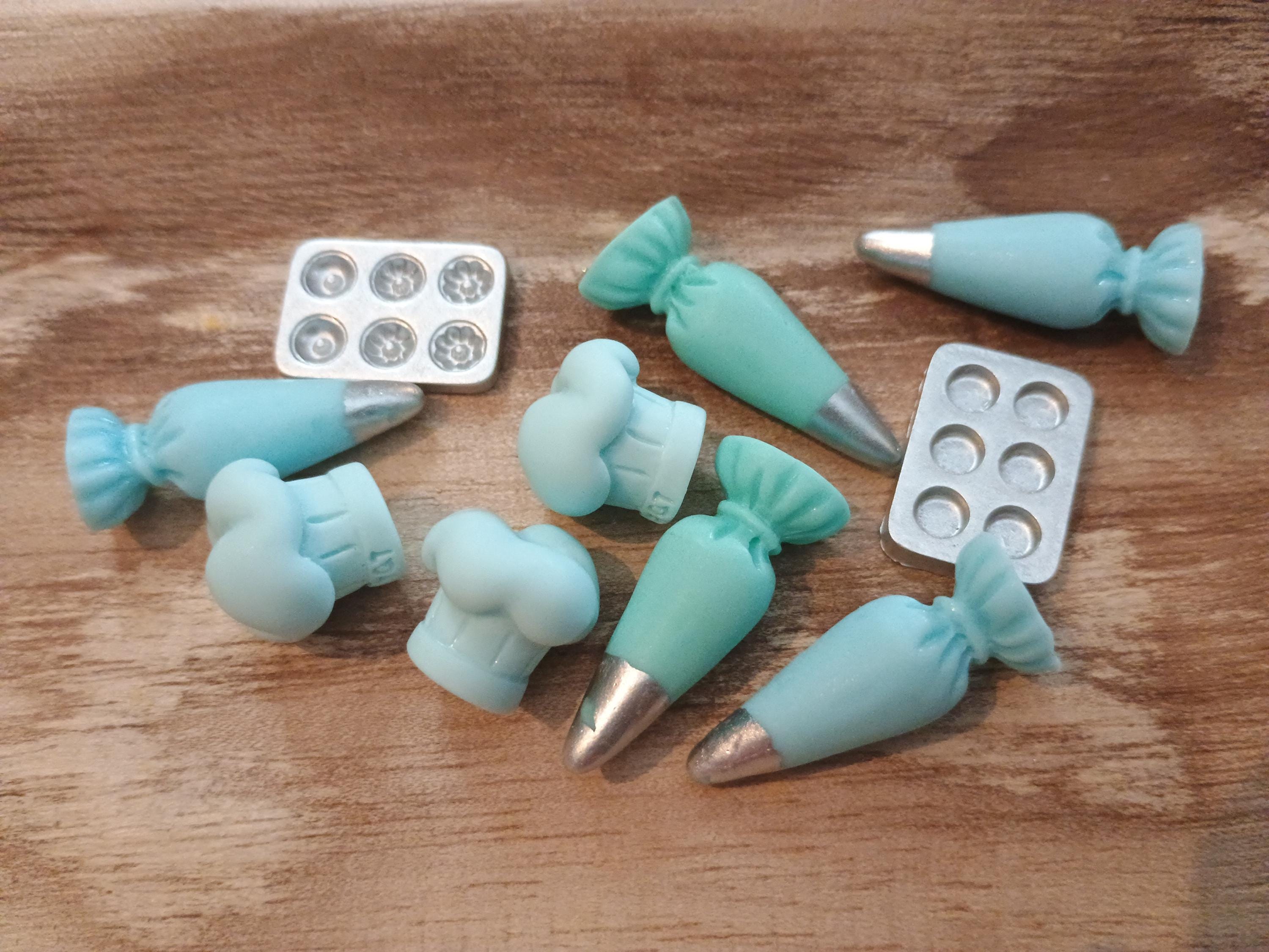 10pcs cabachons/ bakers mix