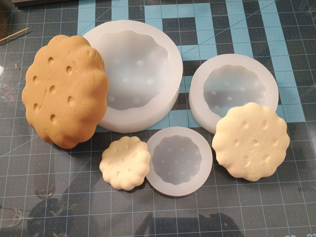 3in, 4in, 6in NEW Sandwich Cookie Silicone Mold